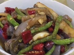 -独一佳老胡湘菜馆(矿山路店)