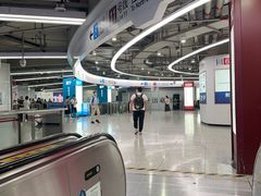-东方体育中心(地铁站)