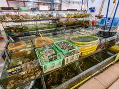 -岛中岛·海鲜大排档·万宁老字号(东澳店)
