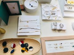 -LADY FAFA(巨鹿路陕西南路路口店)