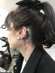 点击看大图 -龙之吻专业刺青·手工耳洞·纹身去色