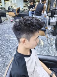 -藤野造型专业烫染接发