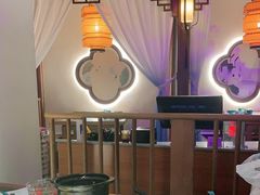 -荷塘秋月·本帮江浙菜(国权路店)