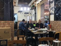 大堂-八张桌子(老店)