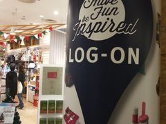-LOG-ON(朗豪坊店)