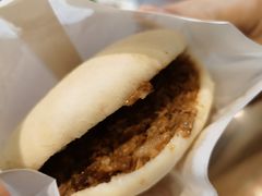 肉夹馍-亮亮面馆(经六路店)