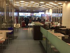 -肯德基(东安路站店)