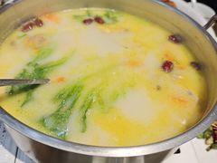 滋补药膳猪肚鸡打边炉-广州海鲜酒楼(长丰园店)