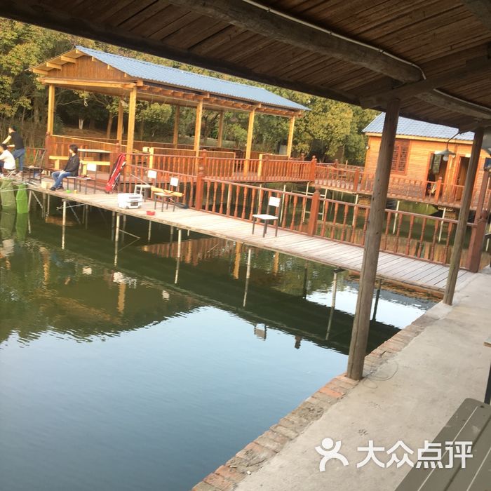 垂钓农庄