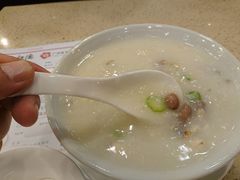 顺德鱼茸粥-点都德(盘福楼店)