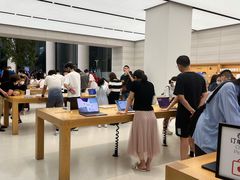 -Apple零售店(济南恒隆广场店)