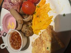 -JINNS锦时 steak&pizza(浸信会礼拜堂旧址店)