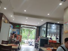 大堂-方中山胡辣汤(航海东路店)