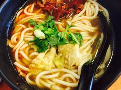 -三千粉牛肉米粉(来客茂店)