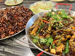 -江湖黑大兔(杨家坪店)
