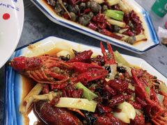 -金渝海鲜烧烤万州烤鱼店