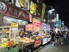 -六合夜市