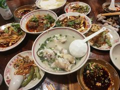 -老方桌烂蹄花川菜馆(九龙坡店)