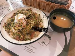 鹅肝温泉蛋拌饭-静香HOUSE·全时段融合餐厅(七星欢乐颂店)