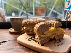 -Catch Bagel(芳草地店)