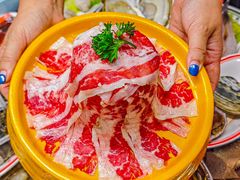 -四囍码头海鲜烧烤自助火锅(外滩南京东路悦荟广场店)