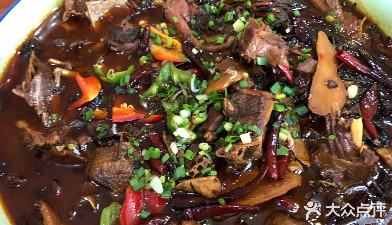 带着孩子去玩钱仓葵花园玩过，正好到了饭点