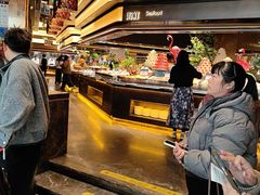 -钱小奴海鲜自助黑金店(杭州滨江龙湖店)
