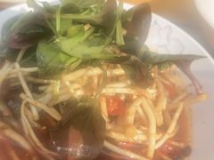 -杨三娘跷脚牛肉(羊子山西路店)