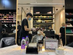-HAIR CORNER