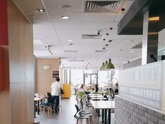 -麦当劳(三亚凤凰机场店)