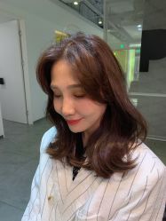 -AYO SALON
