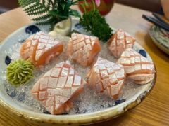 三文鱼鱼腩-魔丼屋(日月光店)