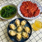 白松元配方的泡菜煎饼饼 鬼见愁蒜茸粉丝蒸小鲍鱼
