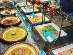-头上红煨盐鸡·非遗院子餐厅