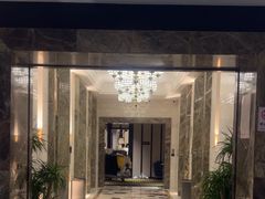 -万泊酒店(长沙五一广场国金中心店)