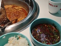 -季季红火锅(柳州城中万达二店)