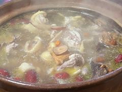 -威邵鸡煲(西华路总店)