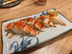 火炙蟹柳握寿司-西月山居匠心创意料理(江汉路新佳丽广场店)