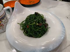 -乡村馕坑肉·烧烤·新疆菜·本地人更爱吃(阿勒泰首店)