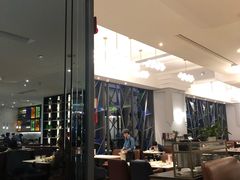 -港丽餐厅(高德置地店)