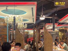 -四海一家自助餐(益田假日广场店)