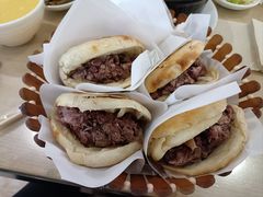 -闫家驴肉老店(华电一校店)