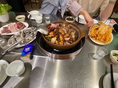 -胡须佬鸡煲四季火锅店(石厦西村直营店)