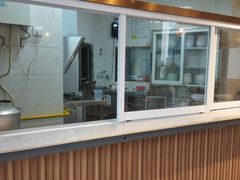 -周震馄饨(雅达阳羡溪山店)