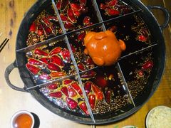 -白乐天毛肚火锅馆(南滨路店)
