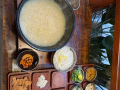 -银米·云南传统过桥米线(双廊黑金冠店)