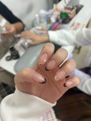 -尤米一站式美甲美睫