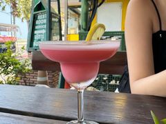 -Green Tree Rest. & Pub