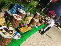 -亚龙湾希尔顿自助餐厅·海鲜·烧烤·沙滩BBQ·现场乐队