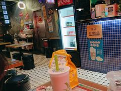 -肥汁米蘭香港米线(定西路店)